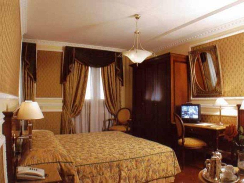Hotel Champagne Palace Roma Phòng bức ảnh